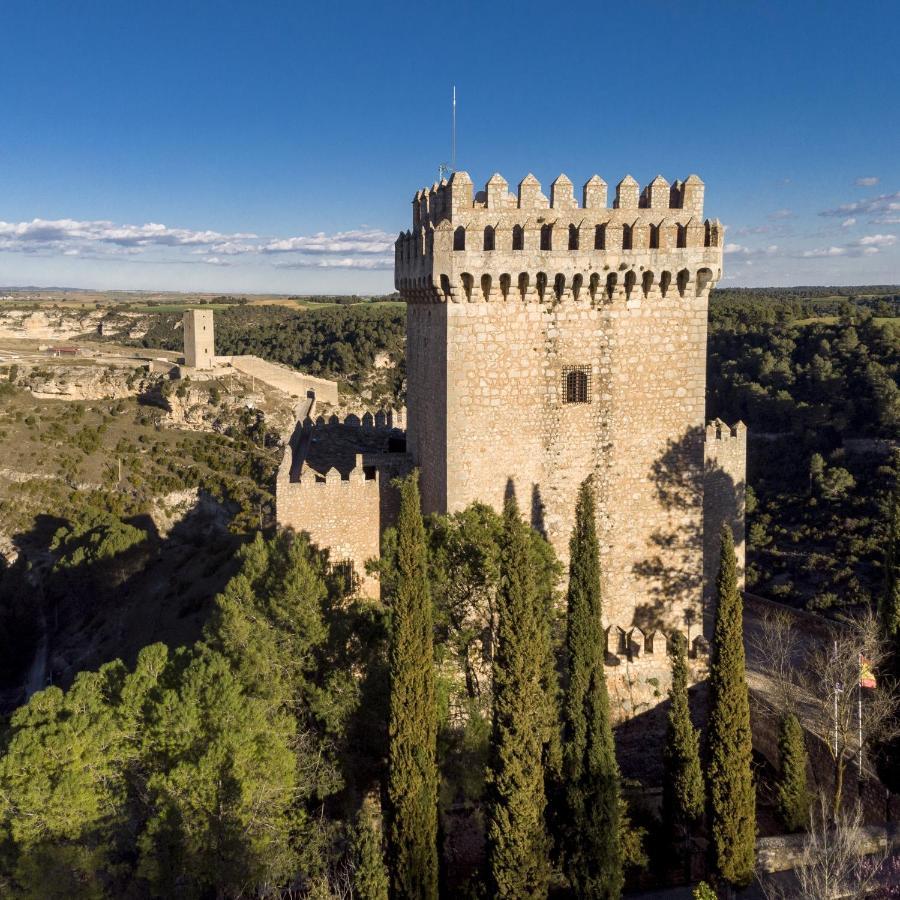 Отель Parador De Аларкон Экстерьер фото